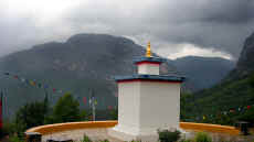 Stupa sur le Réglés