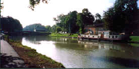 Canal-du-Midi (34987 octets)