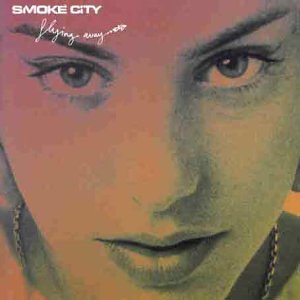 Smoke city - Flying away.jpg (14218 octets)